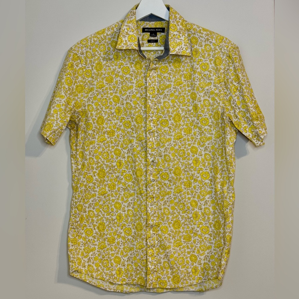 Michael Kors Men’s Floral Print Short Sleeve Button Down Shirt